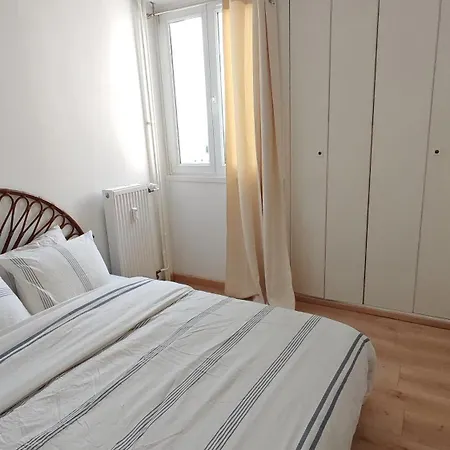 Fort بيت للعطل